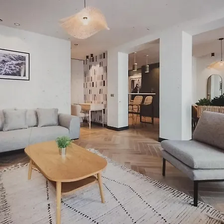 Idyllic House In Hvar Appartement *